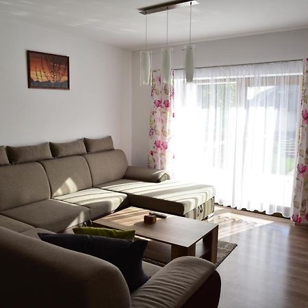 Apartman Lukov Lukov  エクステリア 写真