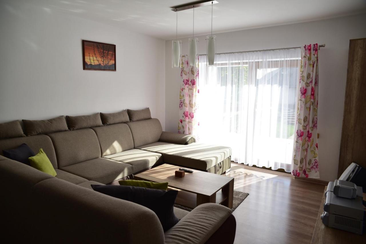 Apartman Lukov Lukov  エクステリア 写真