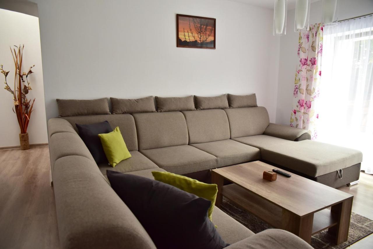Apartman Lukov Lukov  エクステリア 写真